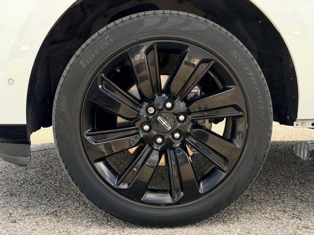 2022 Lincoln Navigator L Reserve 4x4 Photo