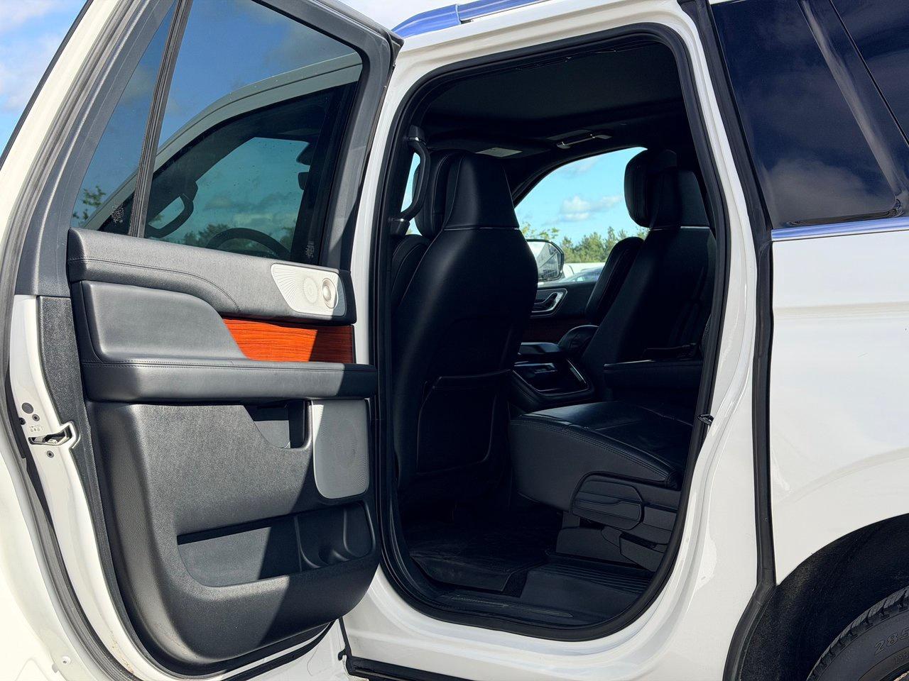 2022 Lincoln Navigator L Reserve 4x4 Photo