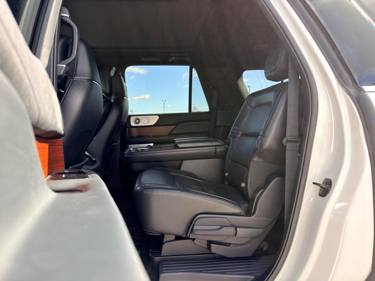 2022 Lincoln Navigator L Reserve 4x4 Photo