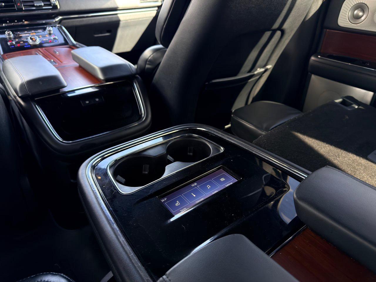 2022 Lincoln Navigator L Reserve 4x4 Photo