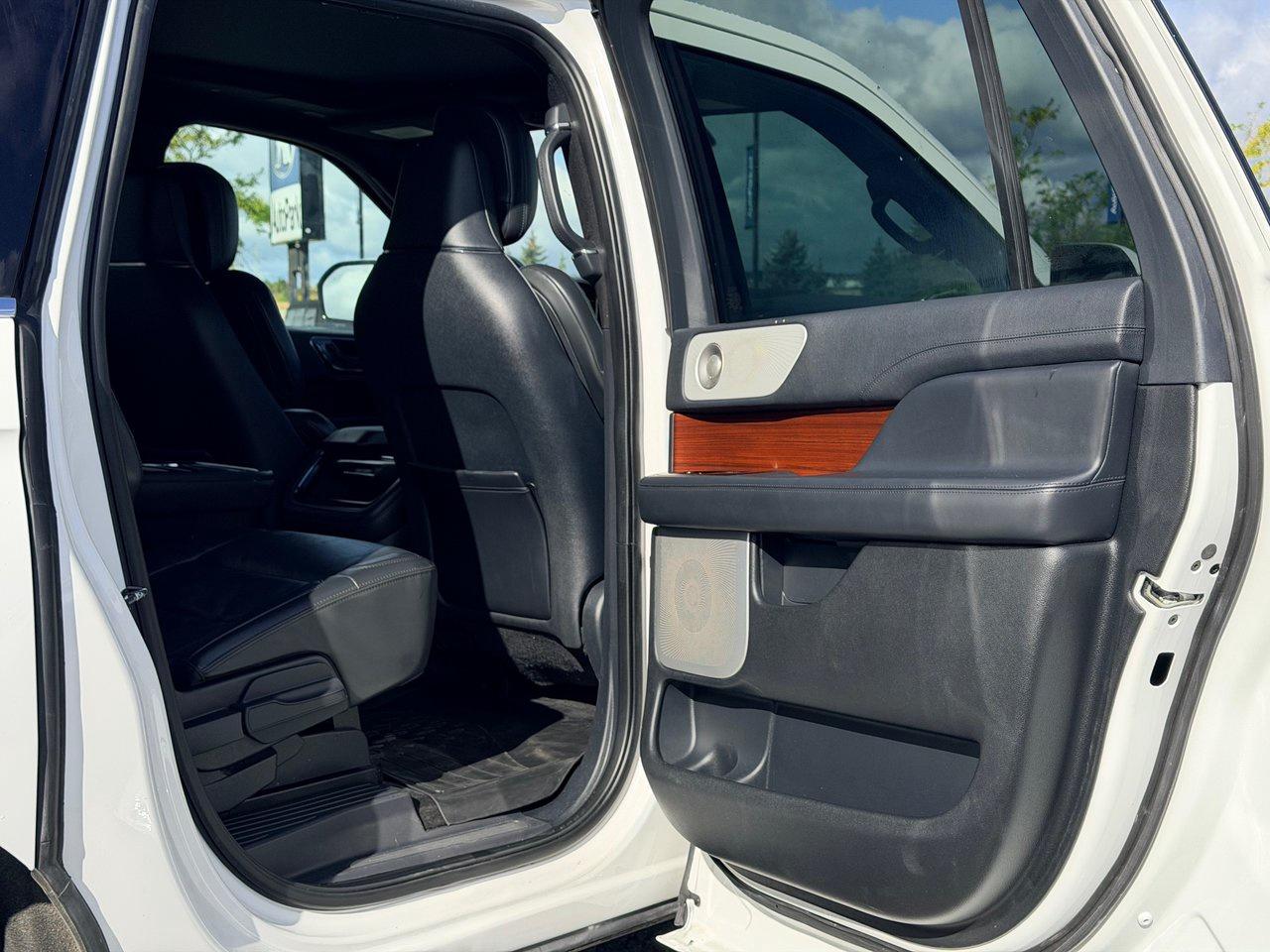 2022 Lincoln Navigator L Reserve 4x4 Photo