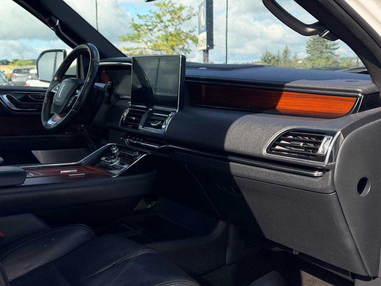 2022 Lincoln Navigator L Reserve 4x4 Photo