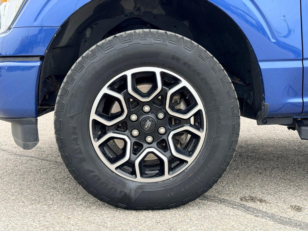 2022 Ford F-150 Lariat 4WD SuperCrew Photo