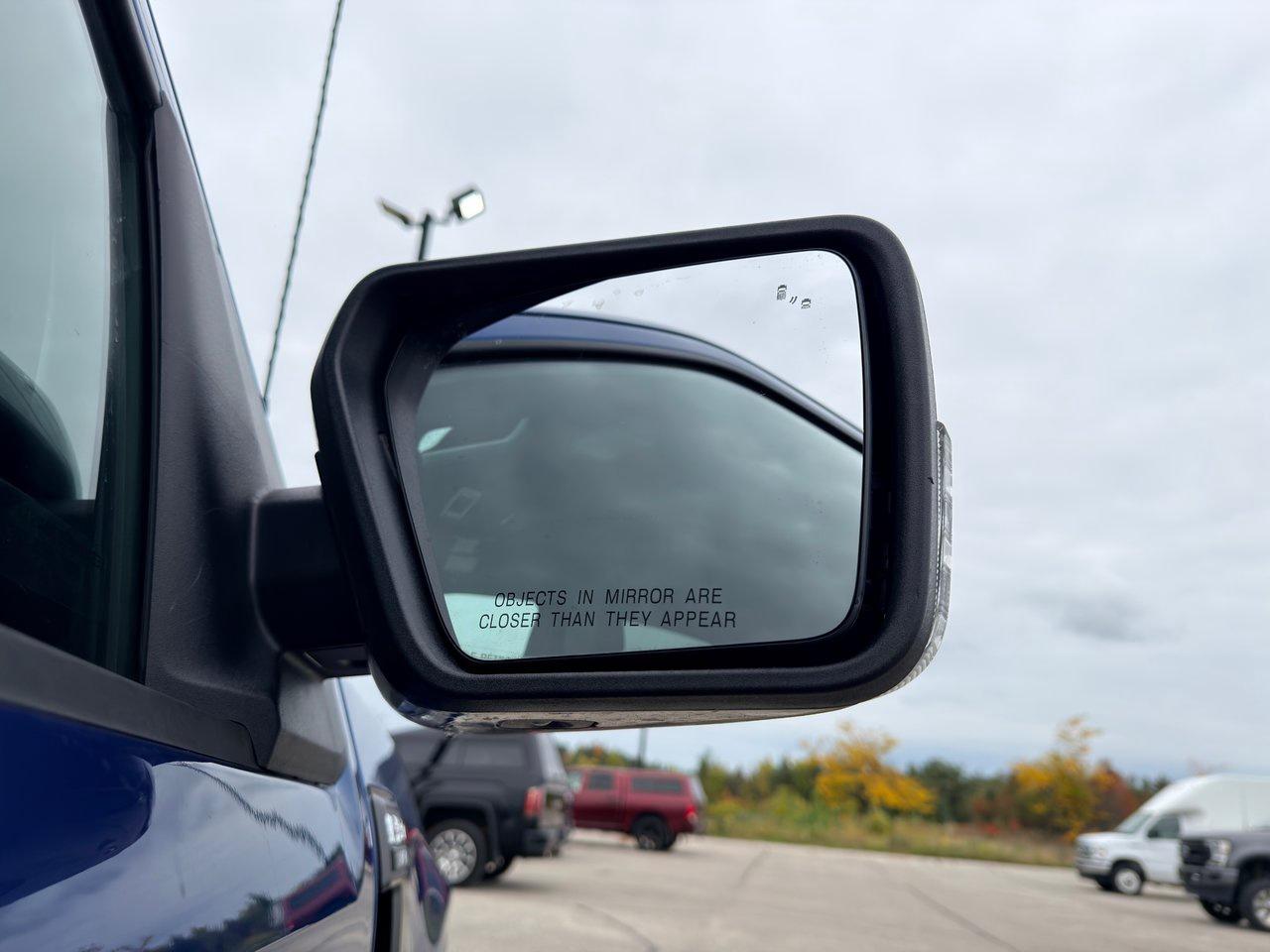 2022 Ford F-150 Lariat 4WD SuperCrew Photo