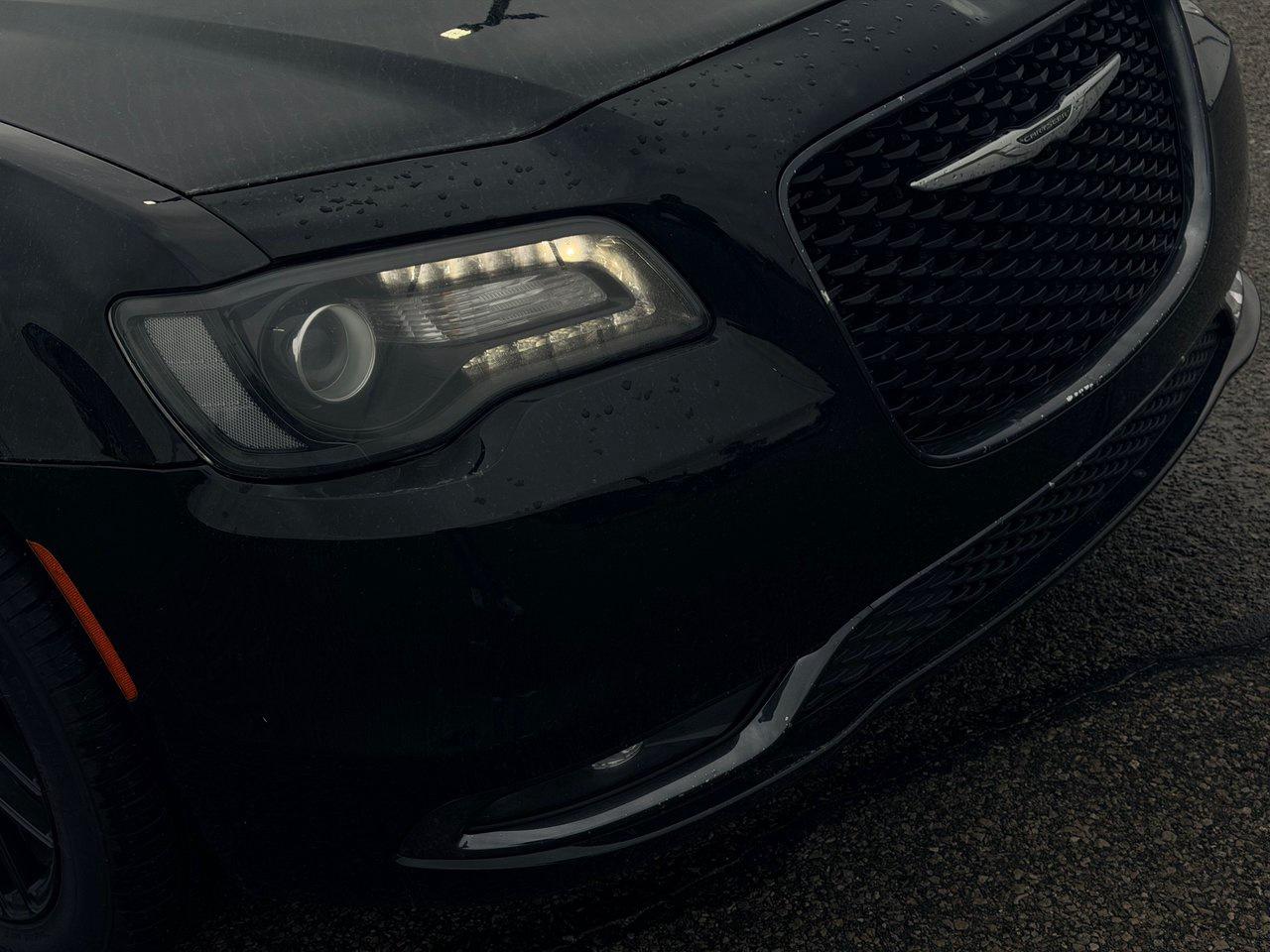 2019 Chrysler 300 S AWD Photo
