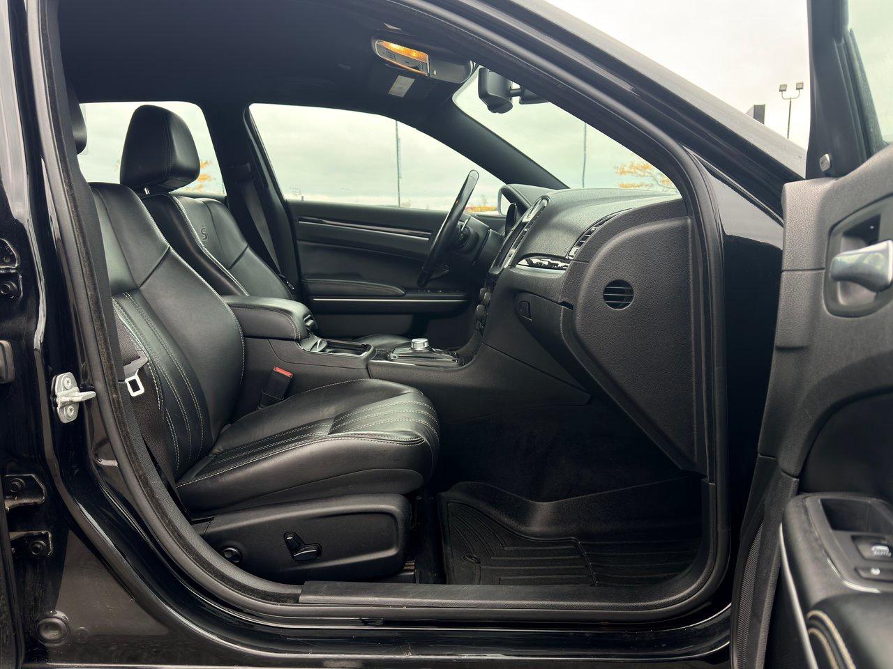 2019 Chrysler 300 S AWD Photo