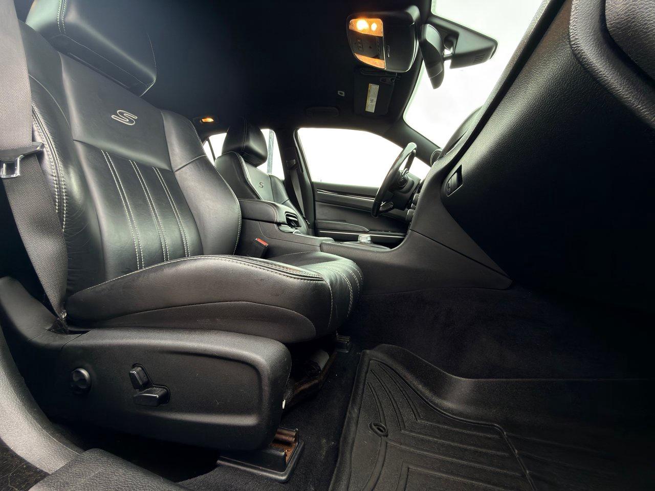 2019 Chrysler 300 S AWD Photo