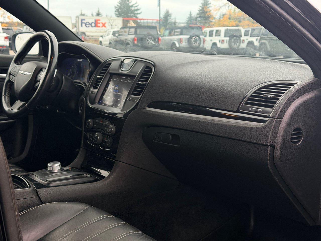 2019 Chrysler 300 S AWD Photo