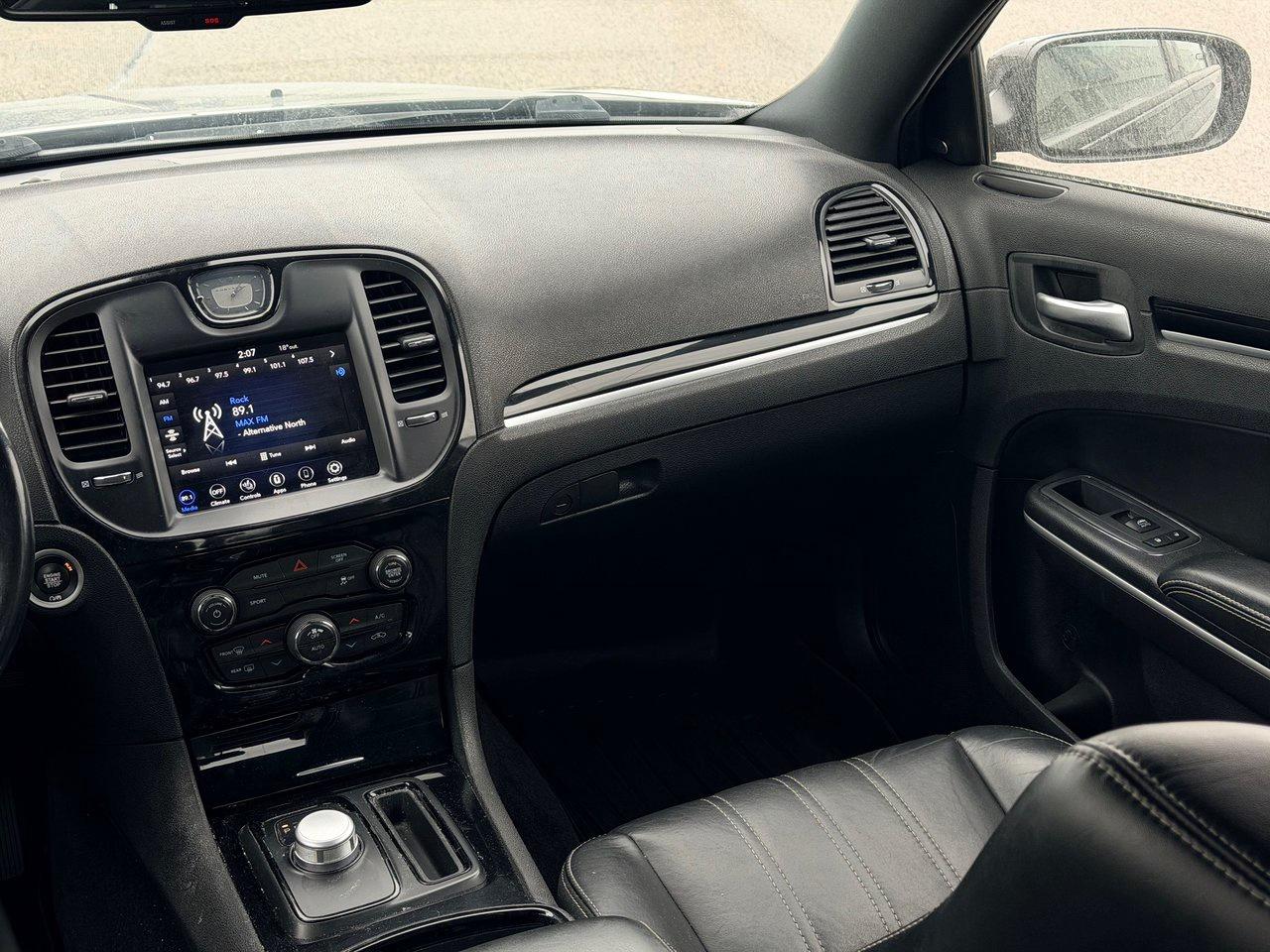 2019 Chrysler 300 S AWD Photo