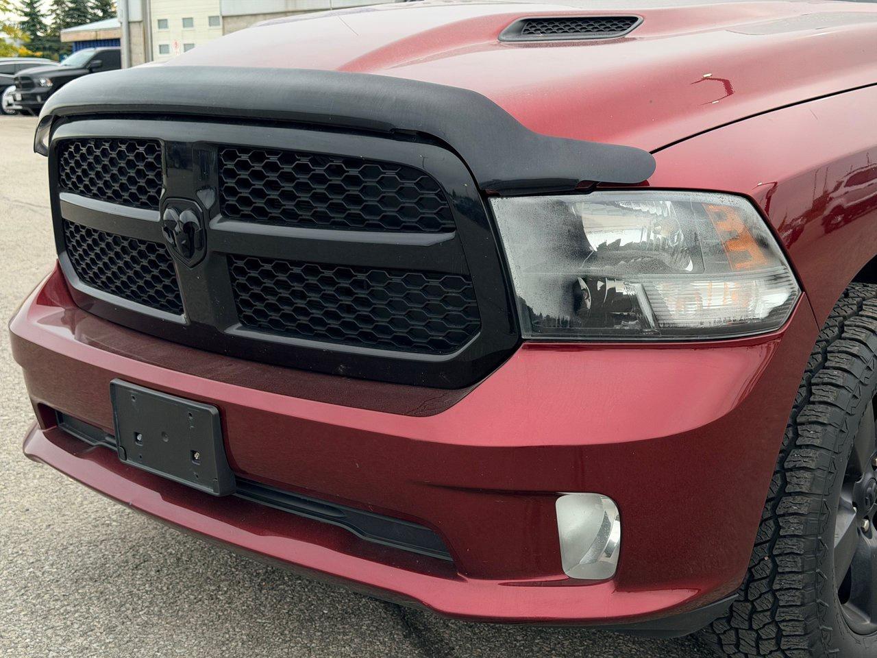 2019 RAM 1500 Classic Express 4x4 Crew Cab 5'7 Box Photo