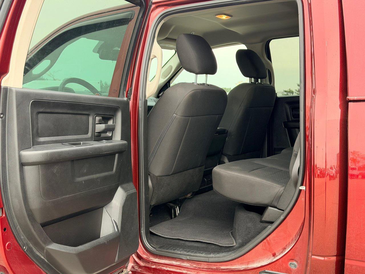 2019 RAM 1500 Classic Express 4x4 Crew Cab 5'7 Box Photo