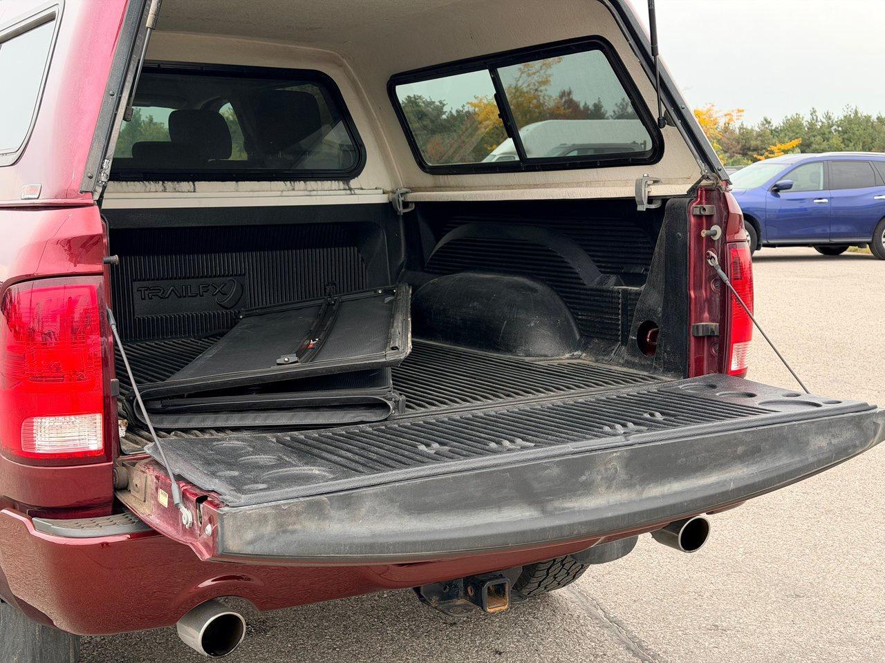 2019 RAM 1500 Classic Express 4x4 Crew Cab 5'7 Box Photo