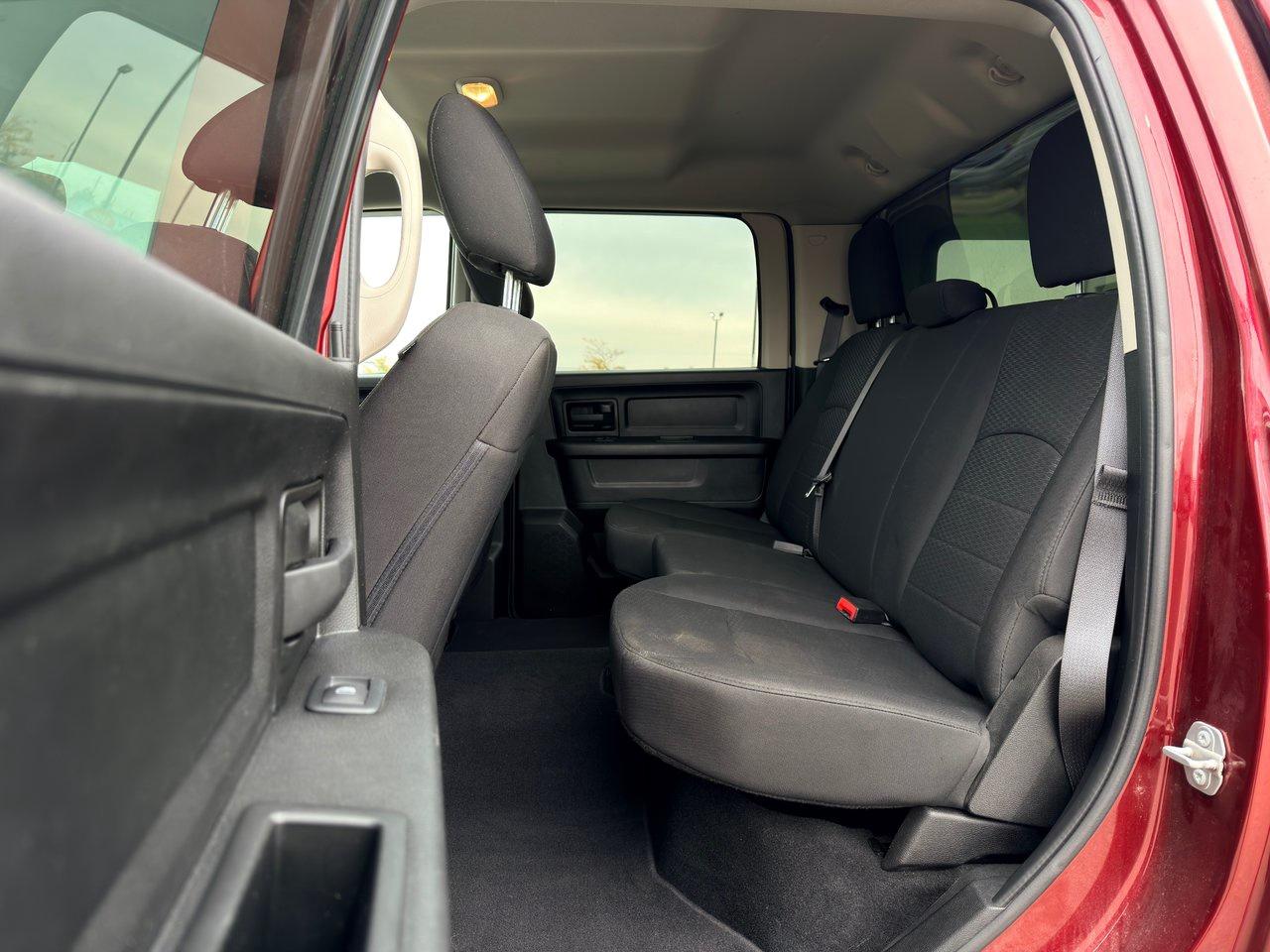 2019 RAM 1500 Classic Express 4x4 Crew Cab 5'7 Box Photo