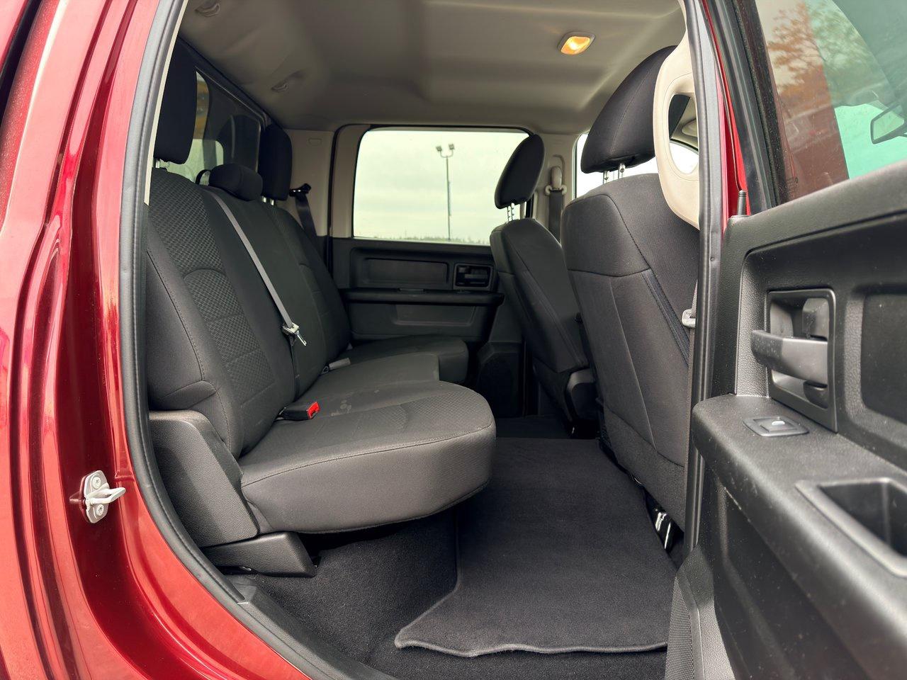 2019 RAM 1500 Classic Express 4x4 Crew Cab 5'7 Box Photo