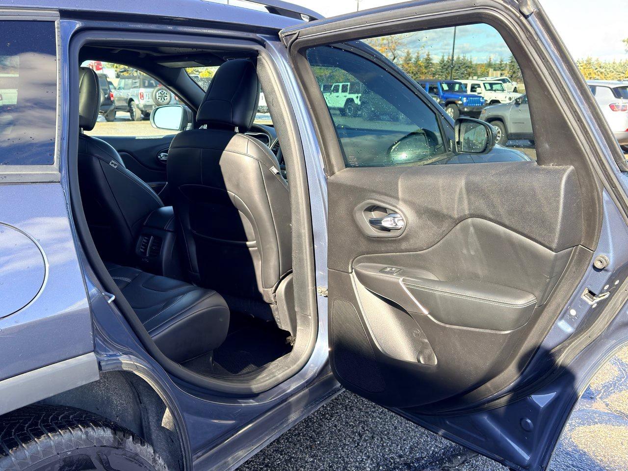 2021 Jeep Cherokee 80th Anniversary 4x4 Photo