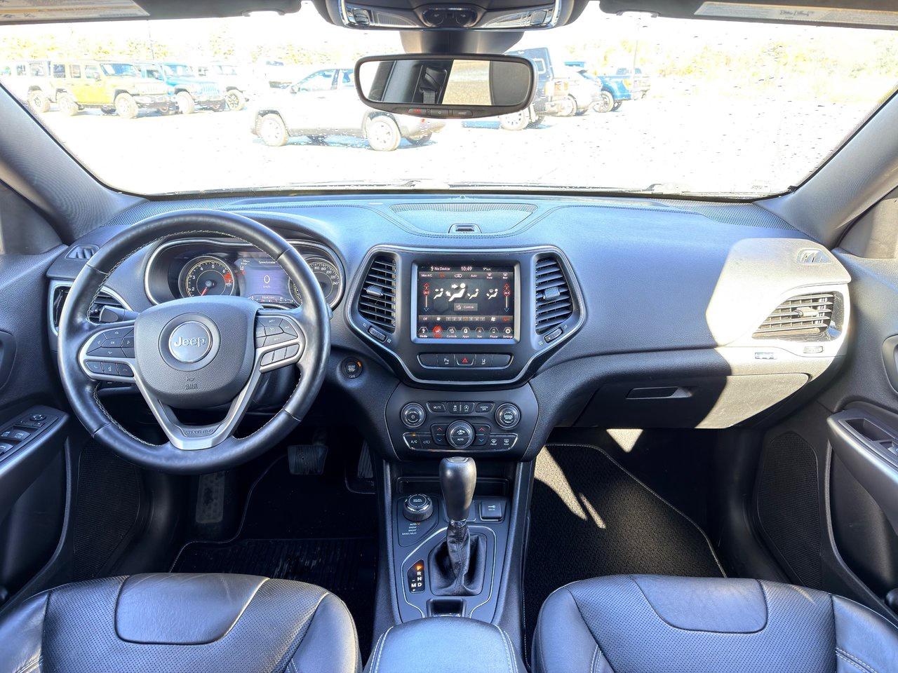 2021 Jeep Cherokee 80th Anniversary 4x4 Photo