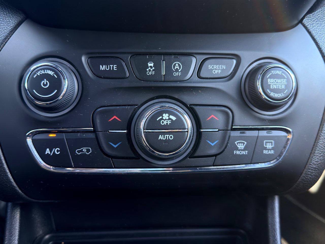 2021 Jeep Cherokee 80th Anniversary 4x4 Photo