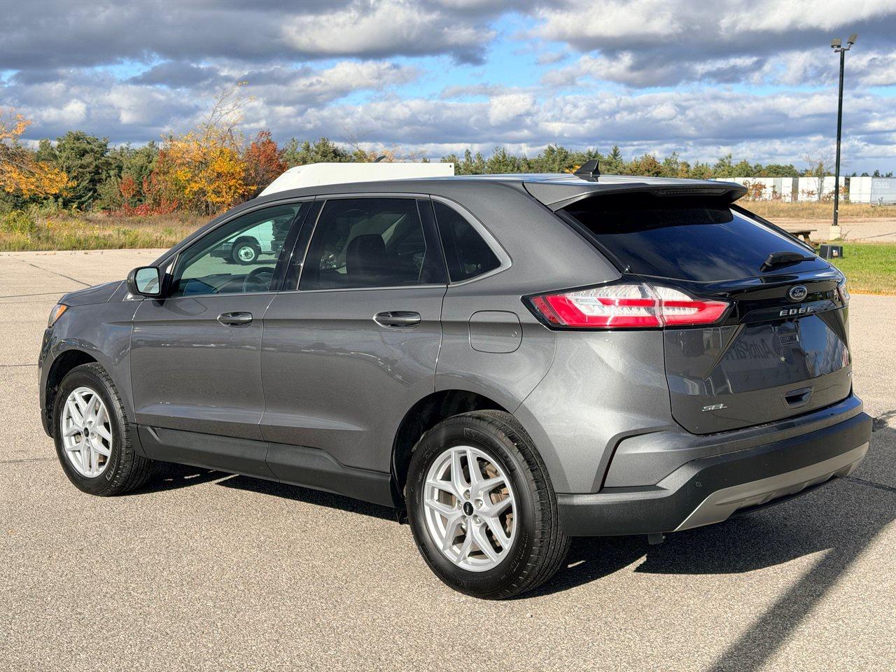 2024 Ford Edge SEL AWD Photo