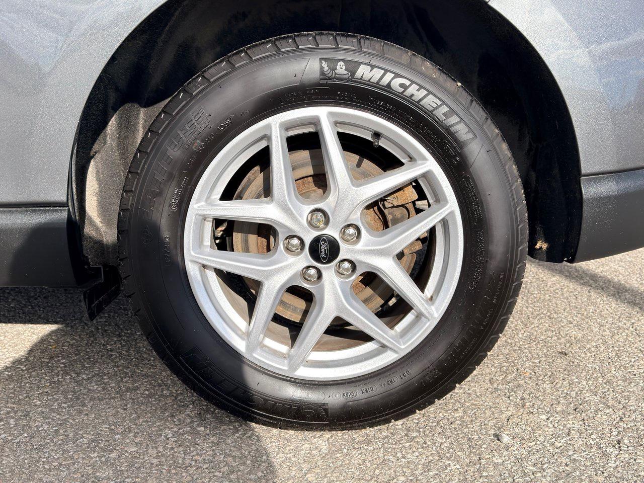 2024 Ford Edge SEL AWD Photo