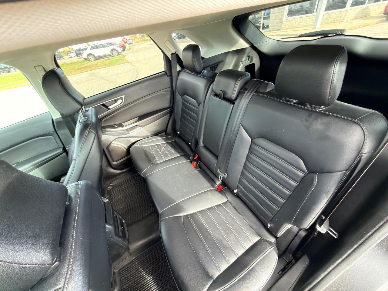 2024 Ford Edge SEL AWD Photo