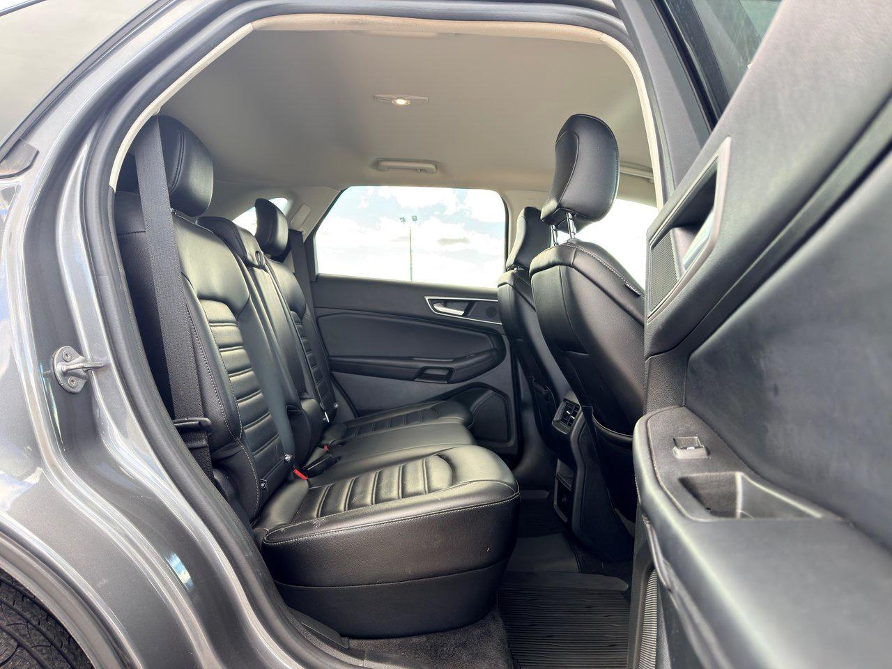 2024 Ford Edge SEL AWD Photo