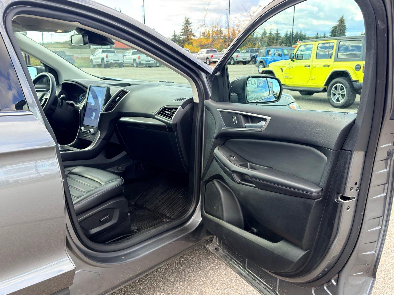 2024 Ford Edge SEL AWD Photo