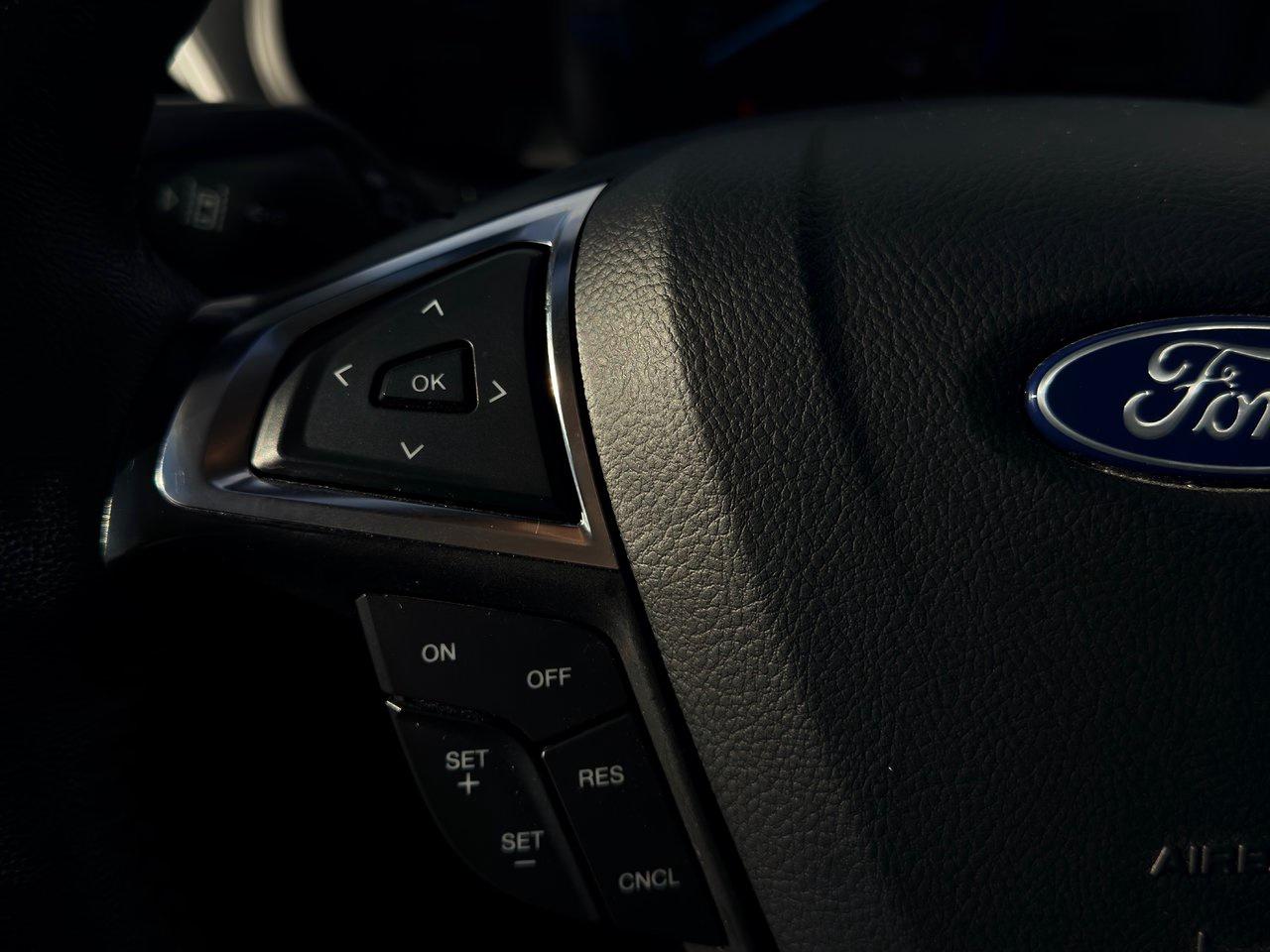 2024 Ford Edge SEL AWD Photo
