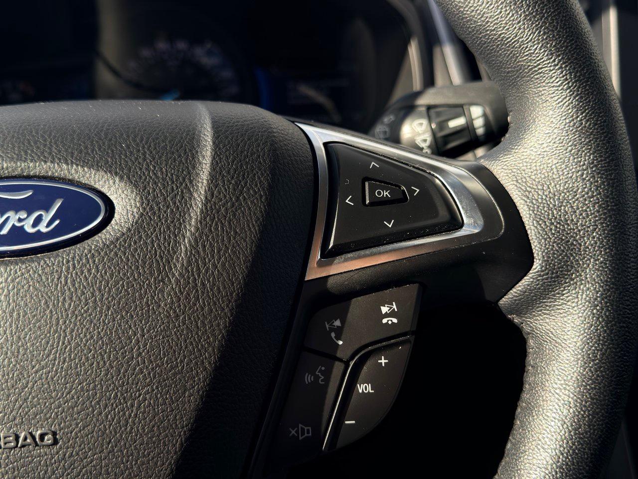 2024 Ford Edge SEL AWD Photo