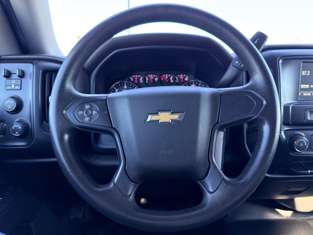 2018 Chevrolet Silverado 1500 4WD Crew Cab 153 Custom Photo