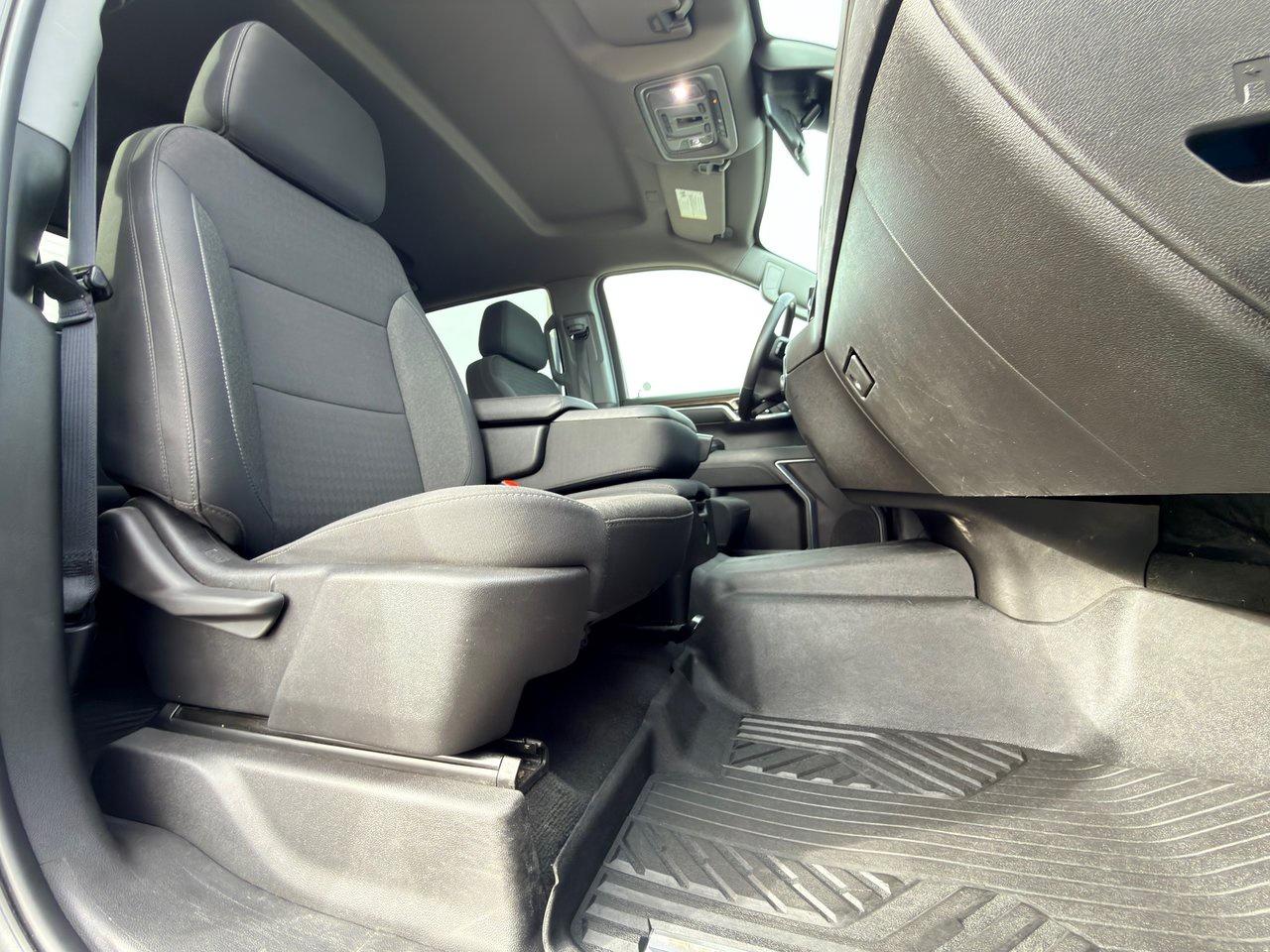 2024 Chevrolet Silverado 1500 LT 4WD Crew Cab Photo