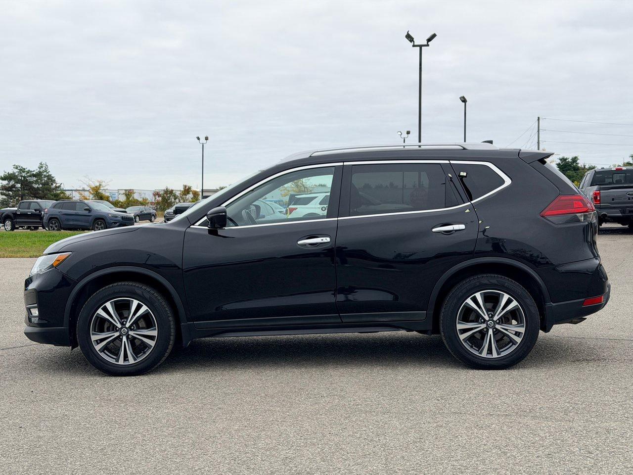 2019 Nissan Rogue SV AWD Photo