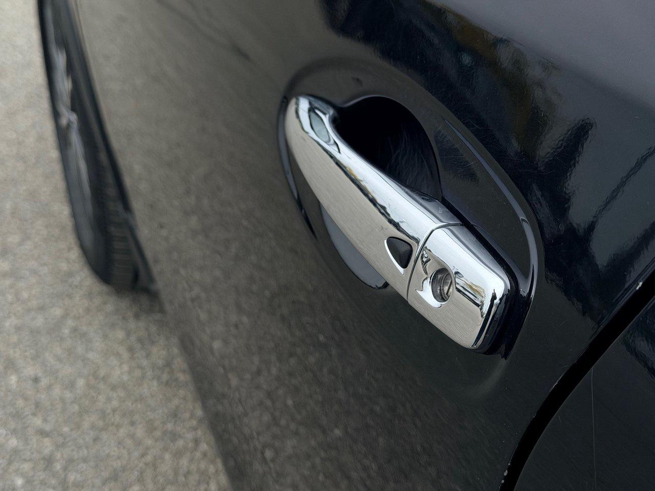 2019 Nissan Rogue SV AWD Photo