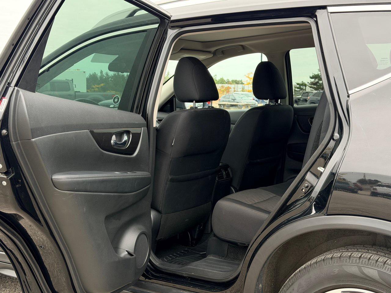 2019 Nissan Rogue SV AWD Photo