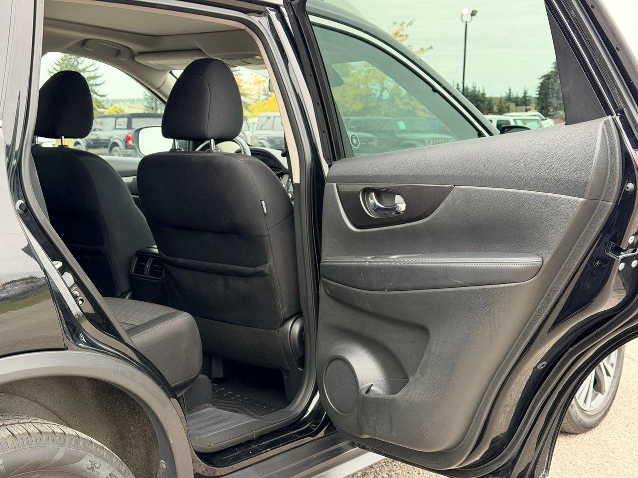 2019 Nissan Rogue SV AWD Photo