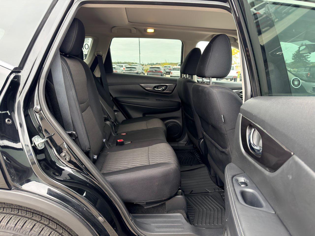 2019 Nissan Rogue SV AWD Photo