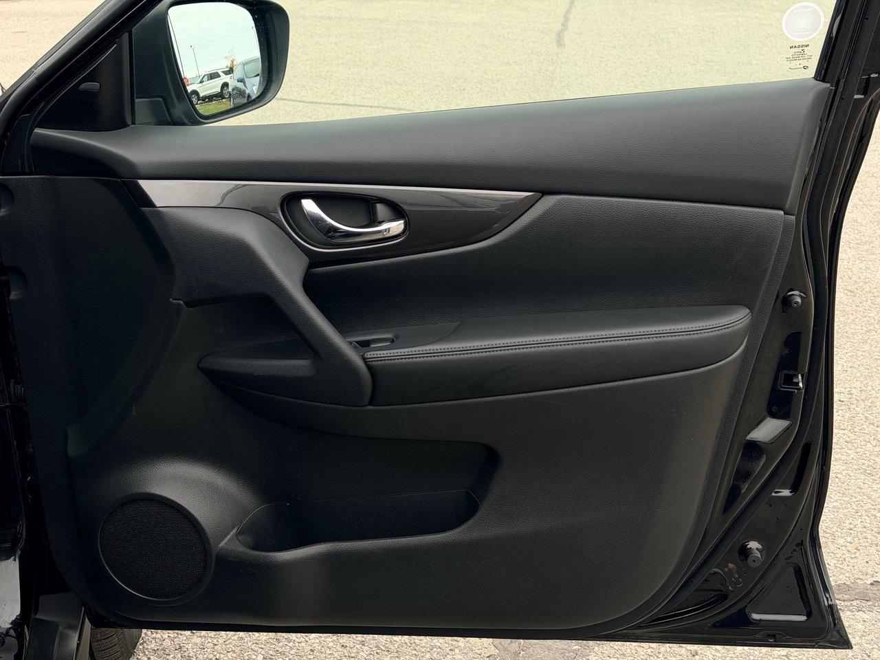 2019 Nissan Rogue SV AWD Photo