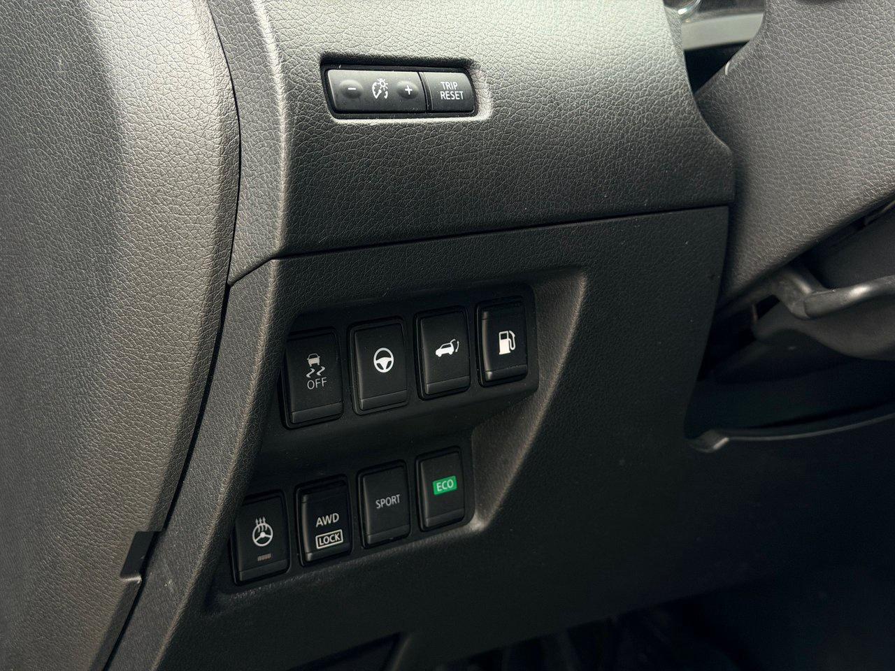 2019 Nissan Rogue SV AWD Photo