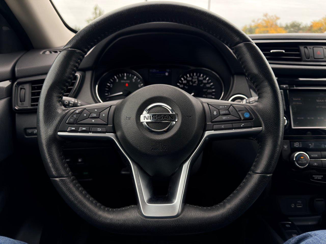 2019 Nissan Rogue SV AWD Photo