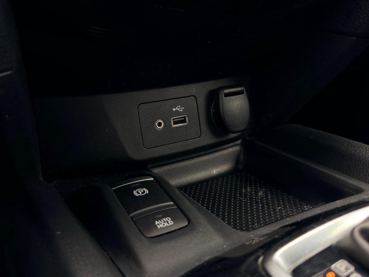 2019 Nissan Rogue SV AWD Photo