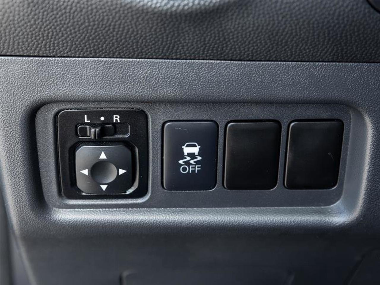 2024 Mitsubishi Mirage ES CVT Photo