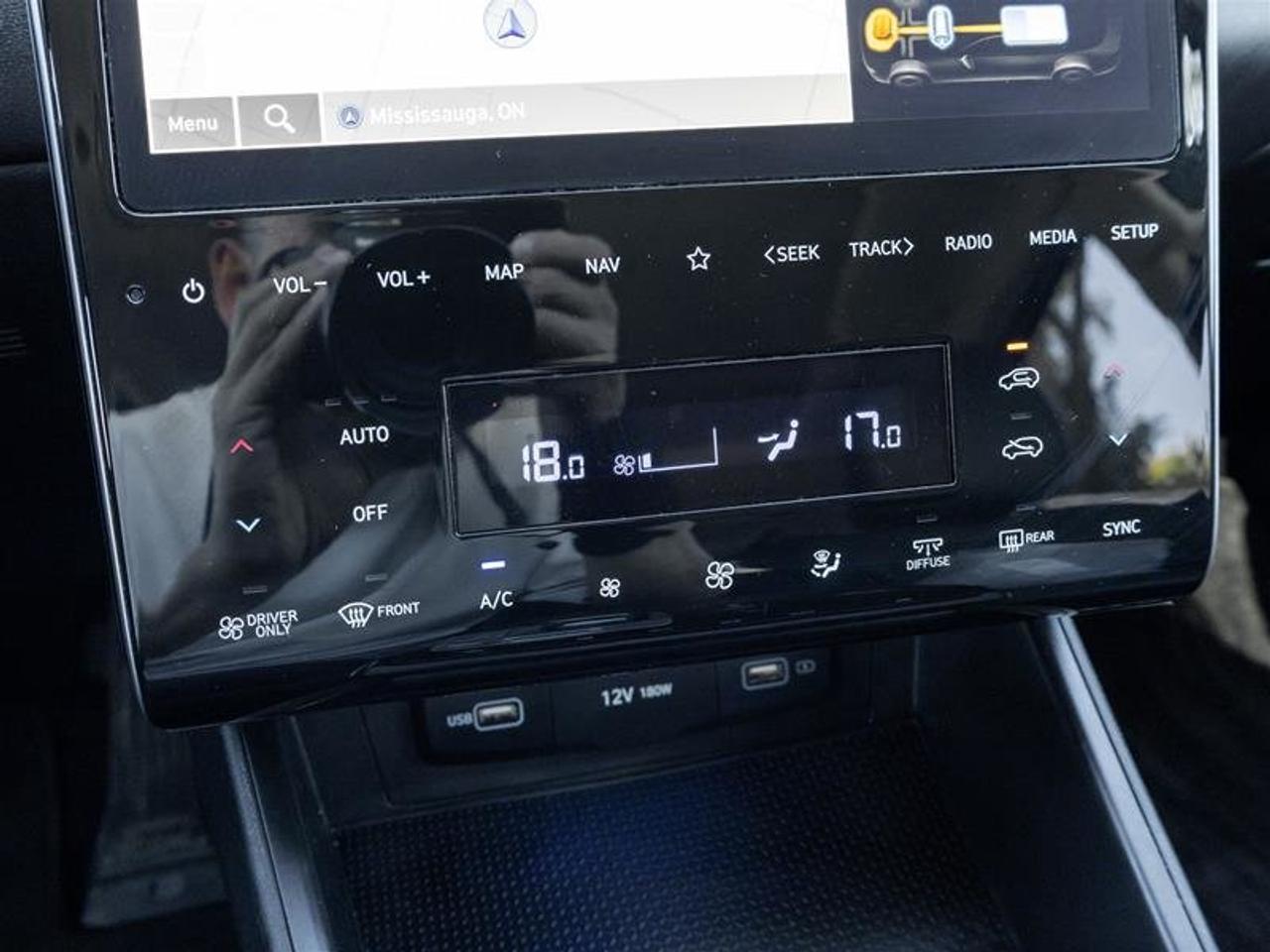 2024 Hyundai Tucson Hybrid Luxury AWD Photo
