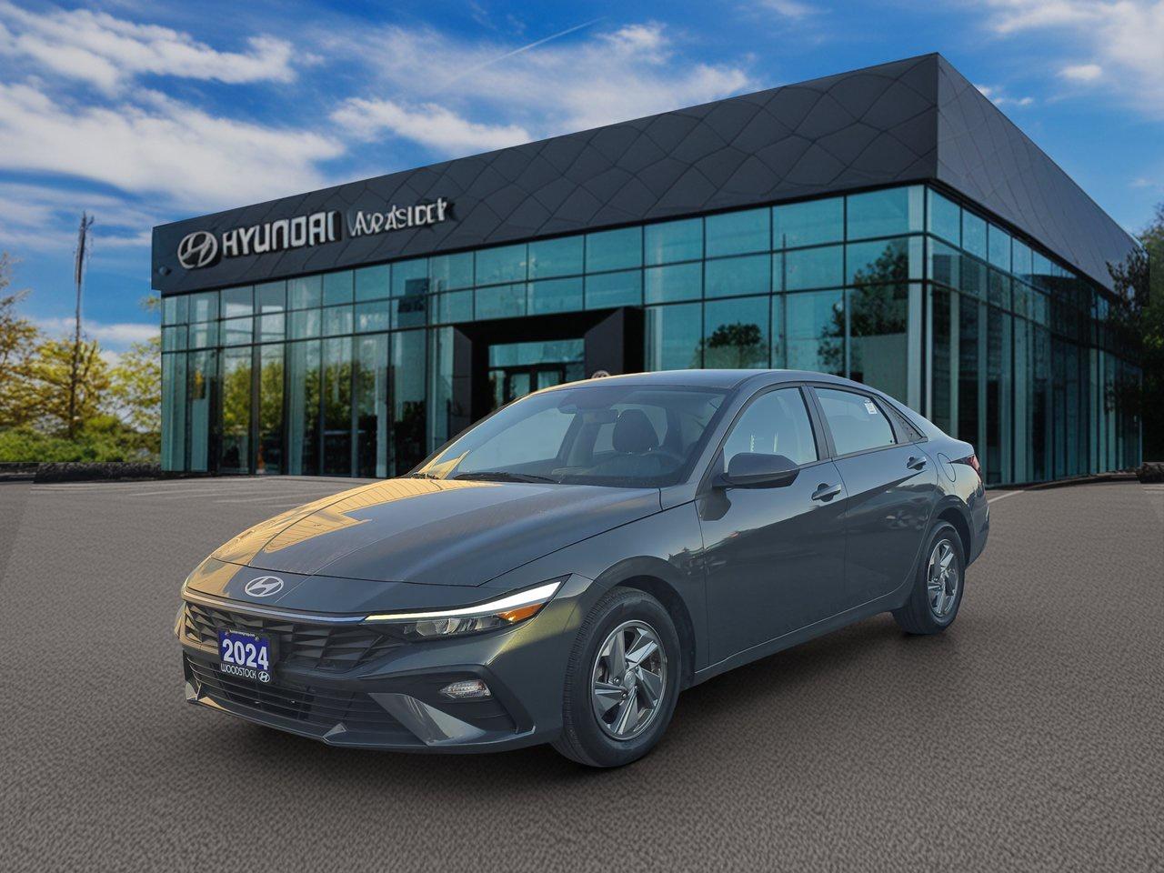 2024 Hyundai Elantra Essential IVT Photo