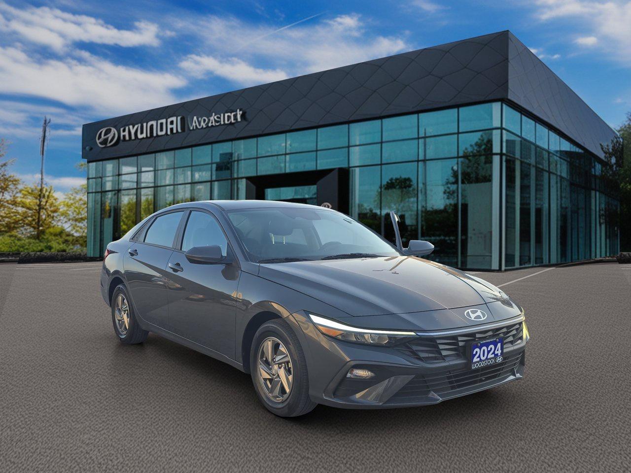 2024 Hyundai Elantra Essential IVT Photo
