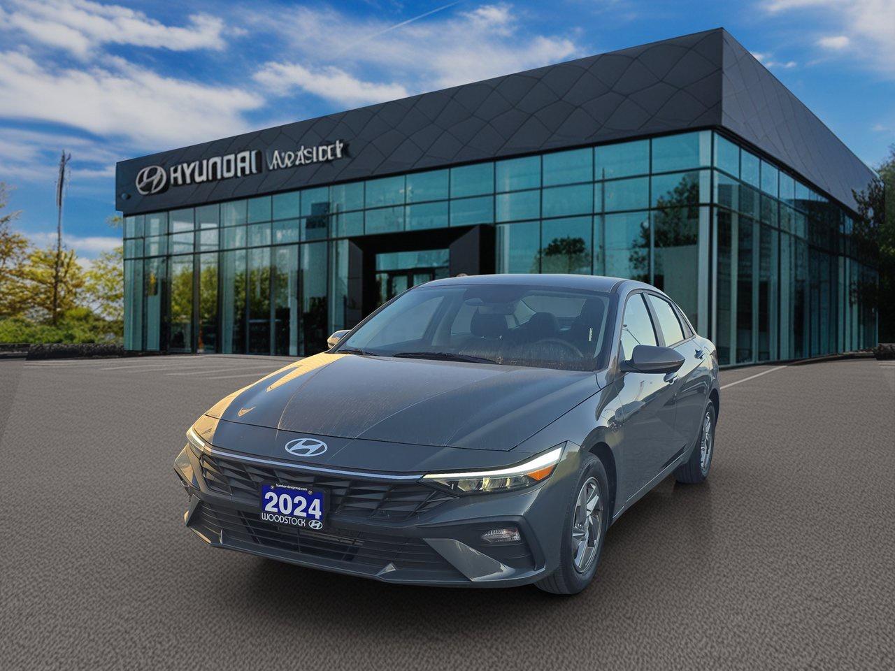 2024 Hyundai Elantra Essential IVT Photo
