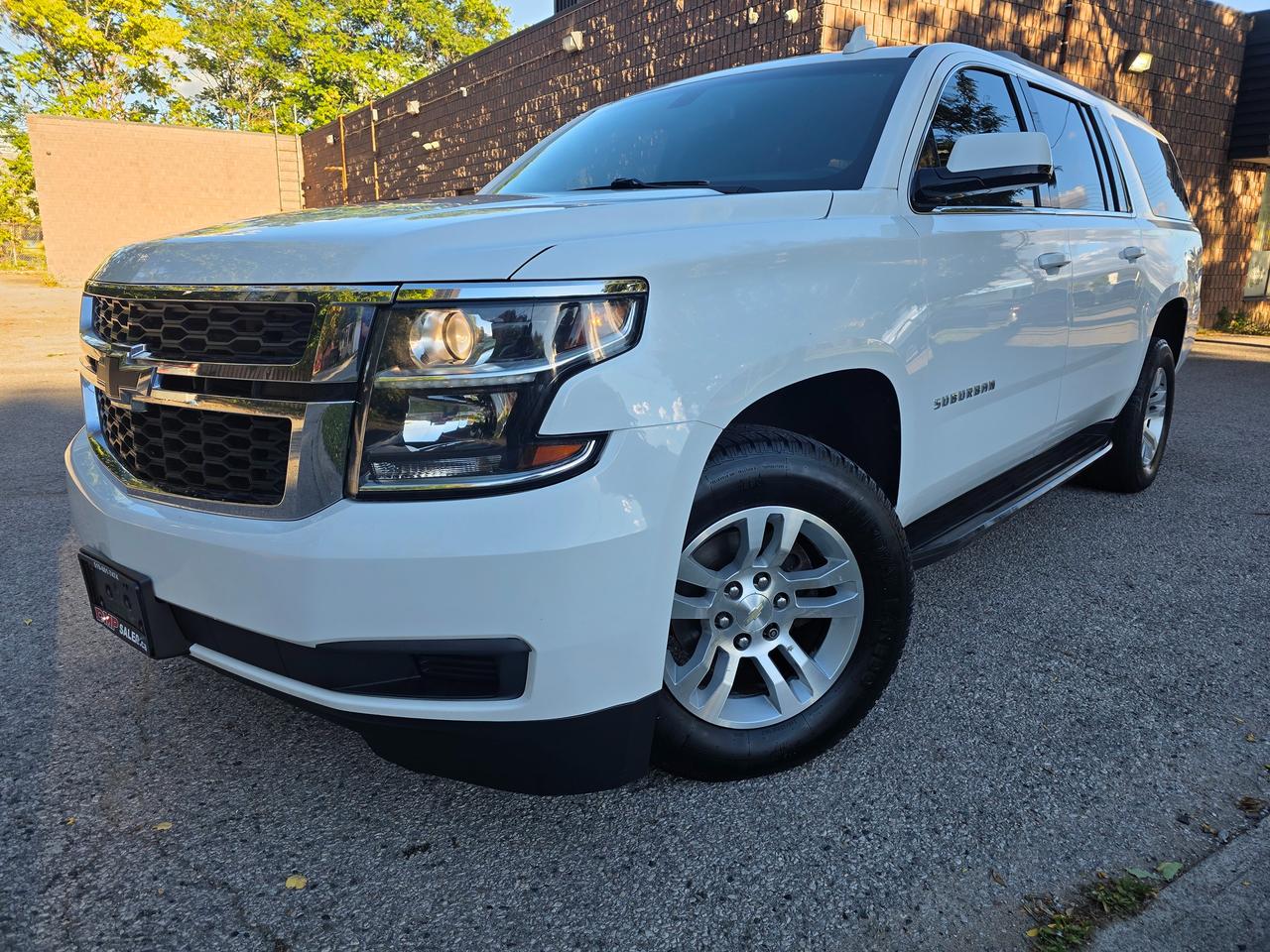 2018 Chevrolet Suburban LS 4WD Photo