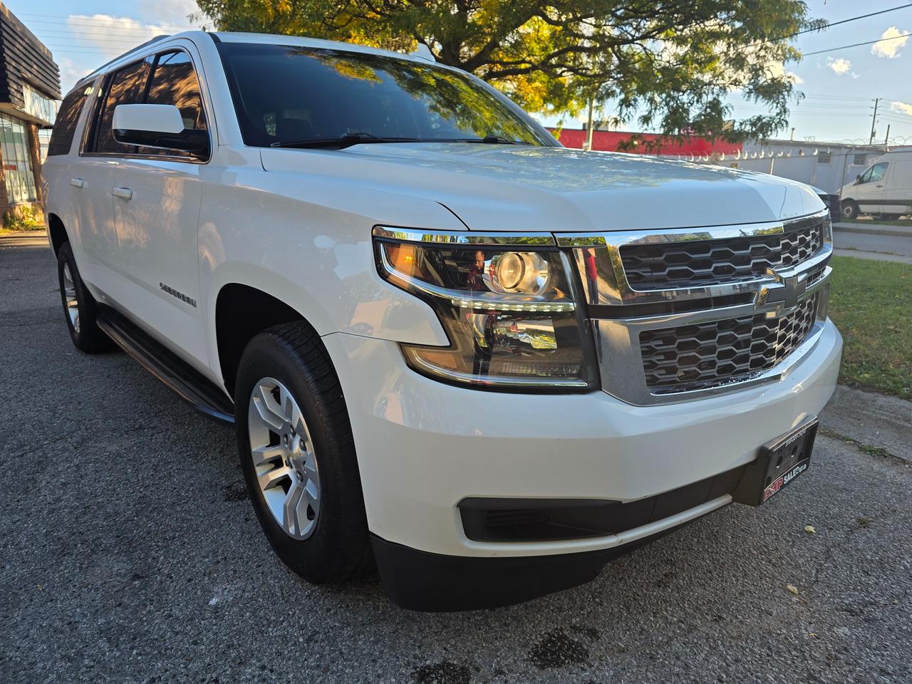 2018 Chevrolet Suburban LS 4WD Photo