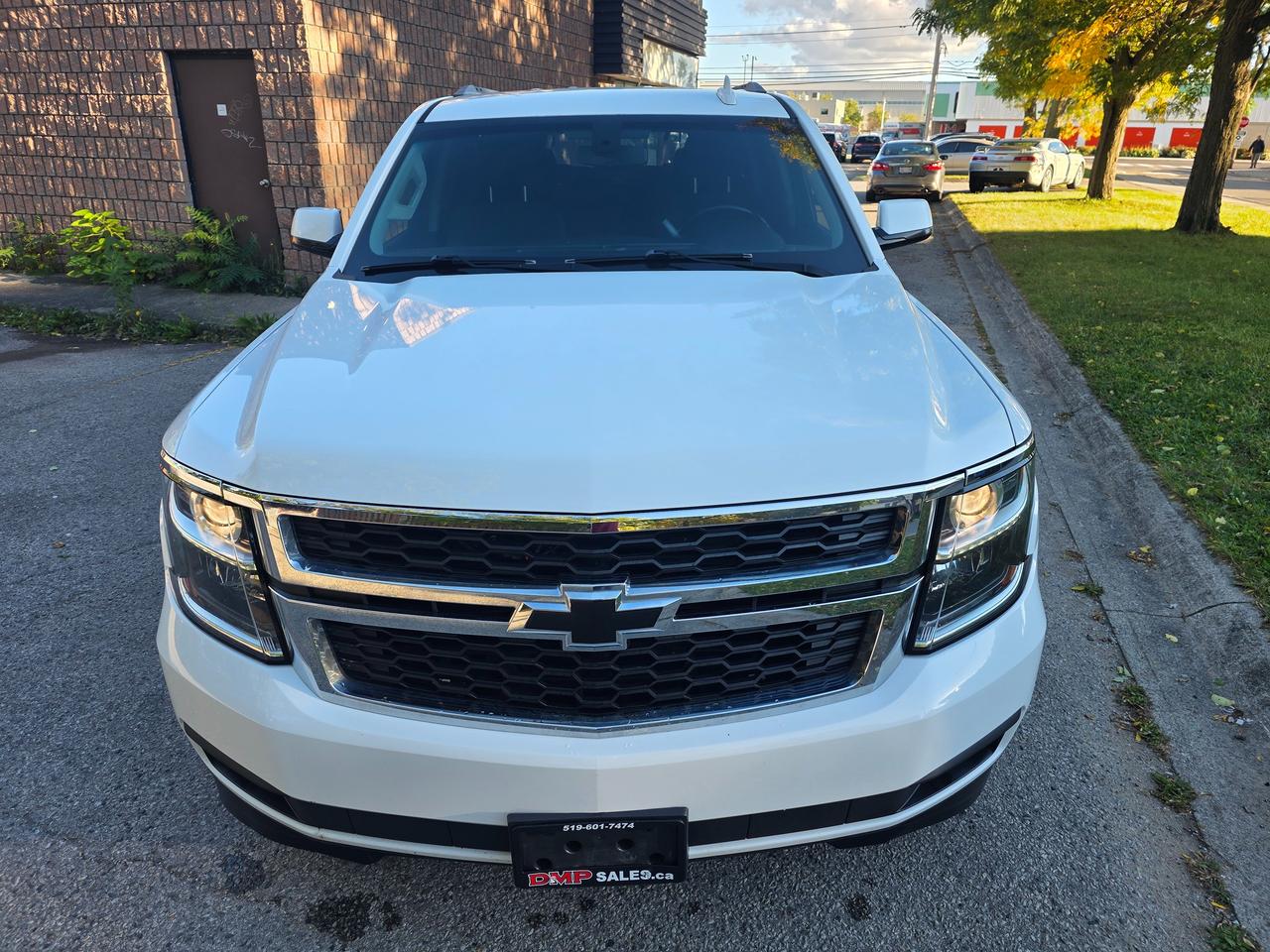 2018 Chevrolet Suburban LS 4WD Photo