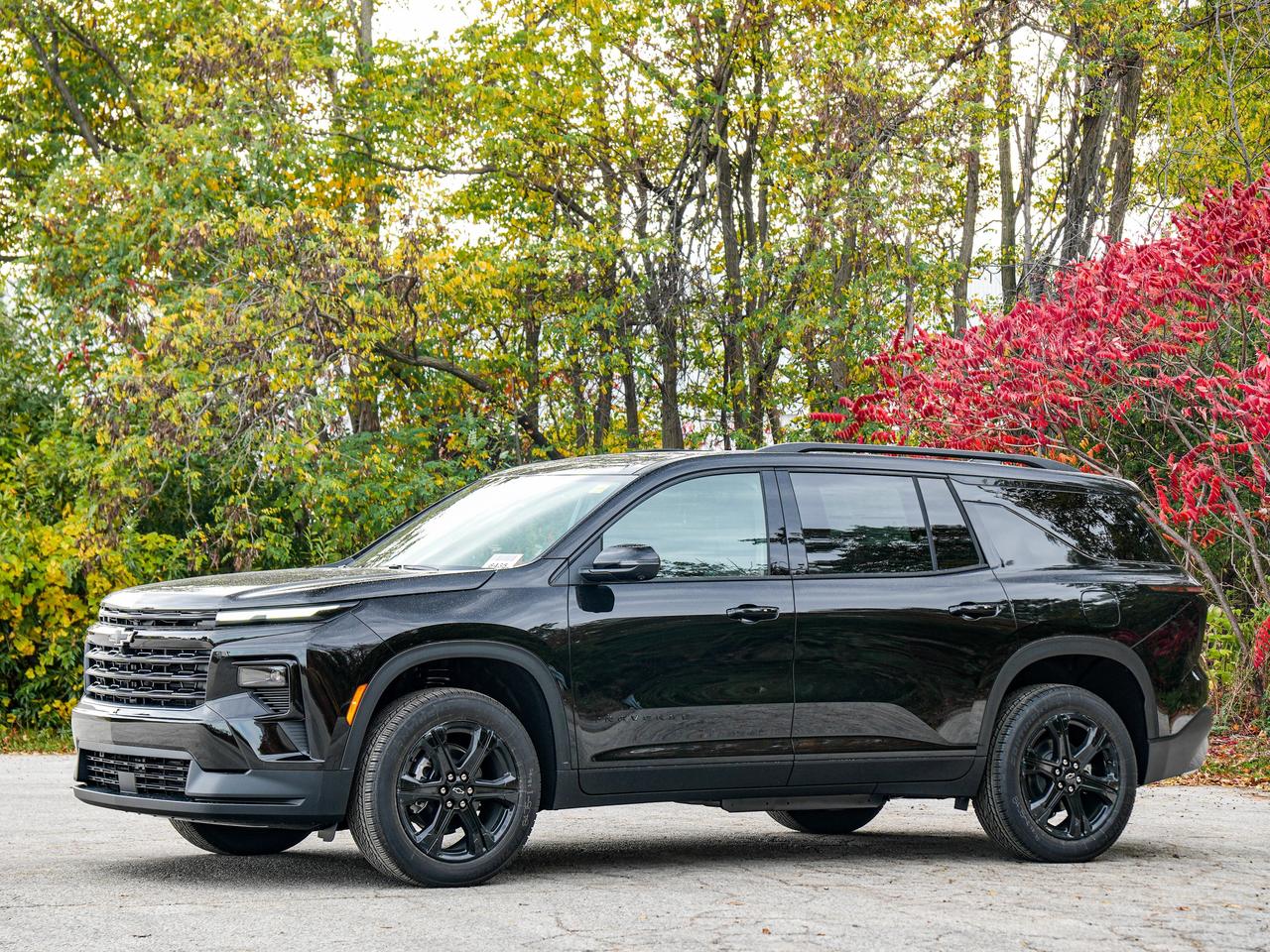 2027 Chevrolet Traverse LT Photo