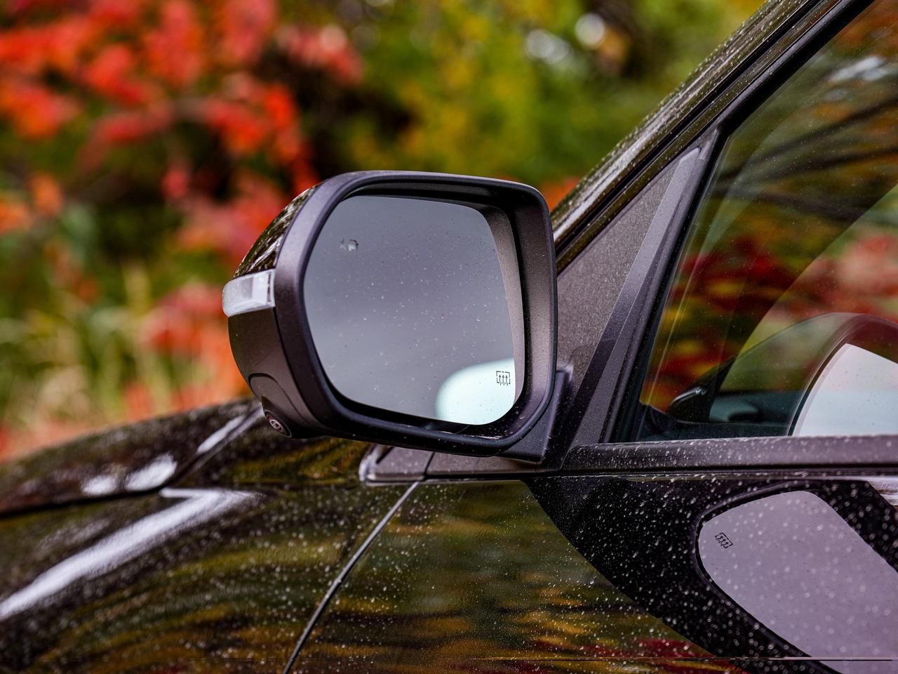 2027 Chevrolet Traverse LT Photo