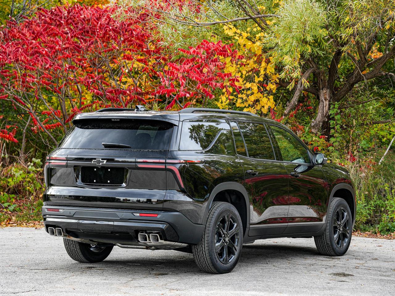 2027 Chevrolet Traverse LT Photo